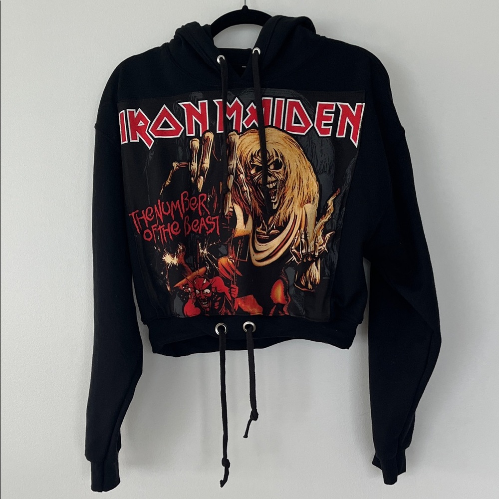1 of 1 CUSTOM NEW Iron Maiden 'The Number of the Beast' Black Cropped Hoodie